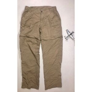 Cargo pants with removable pant legs